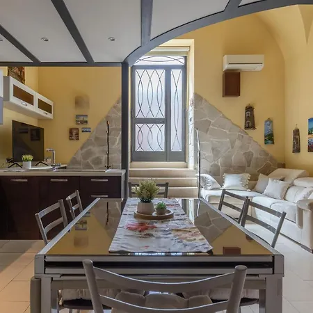 La Casetta Di Ognina Holiday home Catania